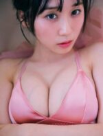 伊織もえ 白くて柔らかそうな美乳